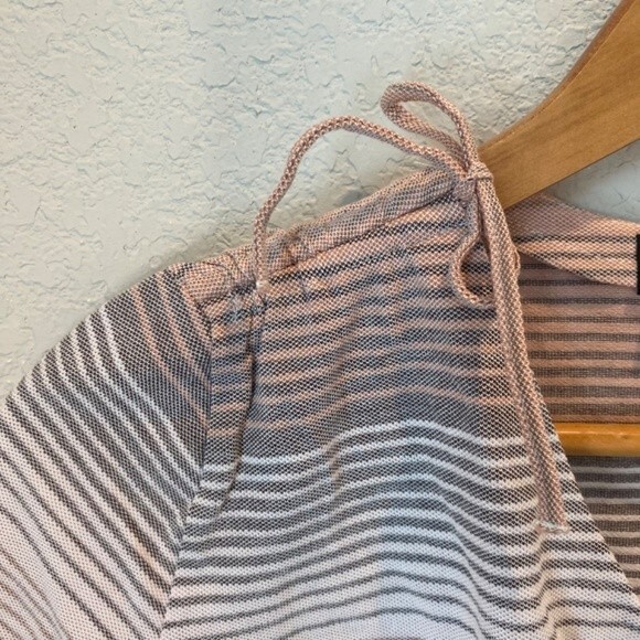 Salvatore Ferragamo Pink Grey White Striped Fitted Faux Wrap Blouse Size XS EUC - Picture 4 of 6